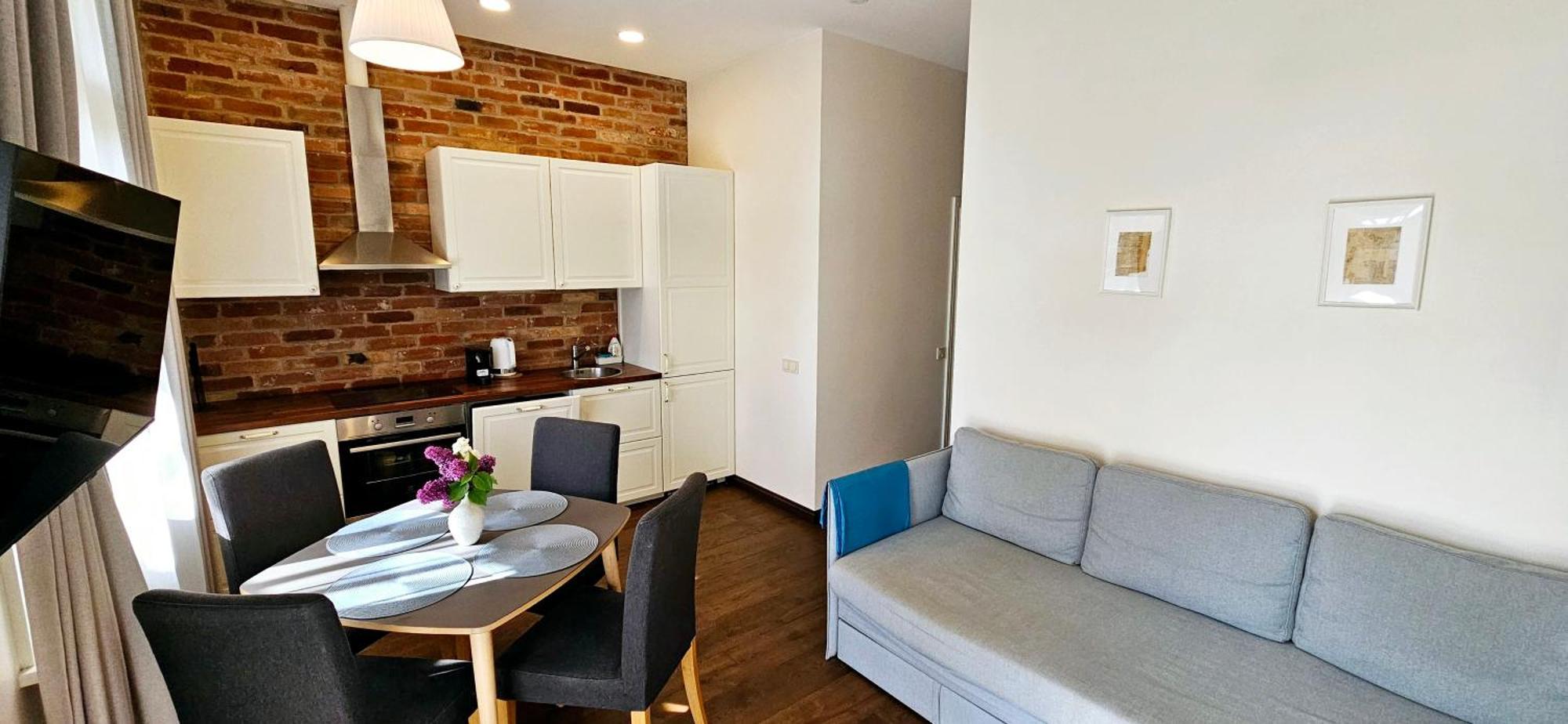 Loebel - One Bedroom With Balcony Juodkrantė